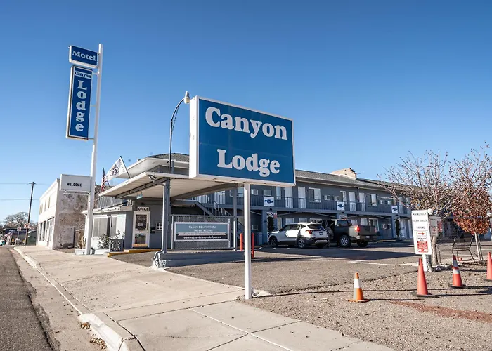 Canyon Motel