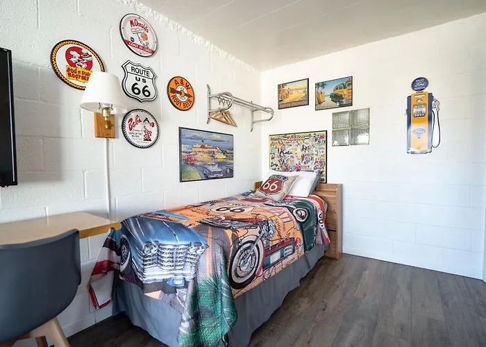 Canyon Motel